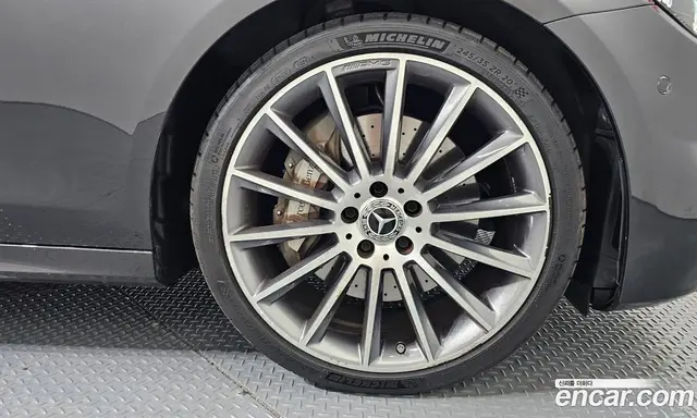 Mercedes-Benz E-Class 2022 2.0 автомат (гидро), миниатюра 6