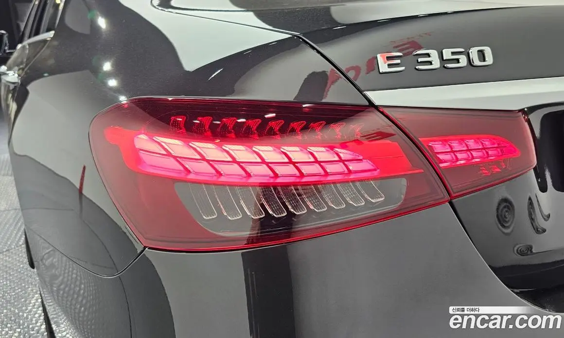 Mercedes-Benz E-Class 2022 2.0 автомат (гидро), фото 8