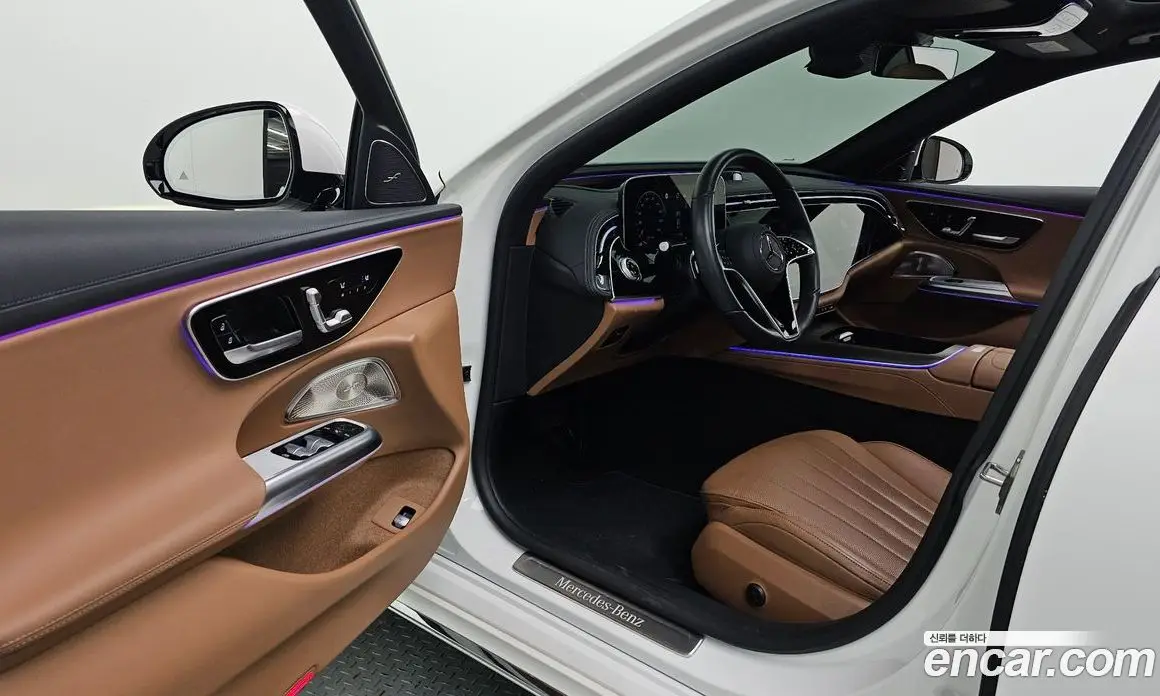 Mercedes-Benz E-Class 2024 2.0 автомат (гидро), фото 13