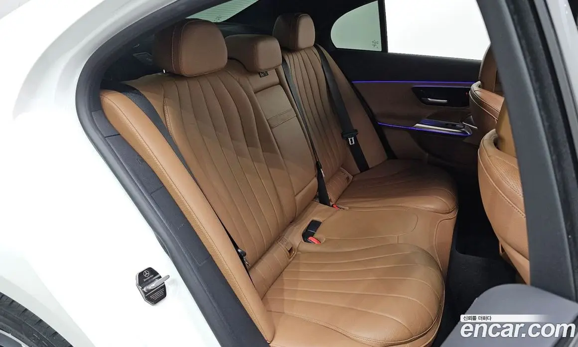 Mercedes-Benz E-Class 2024 2.0 автомат (гидро), фото 17
