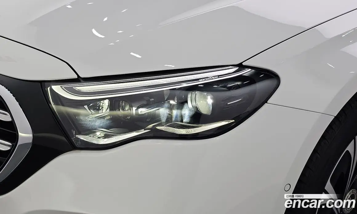 Mercedes-Benz E-Class 2024 2.0 автомат (гидро), фото 8