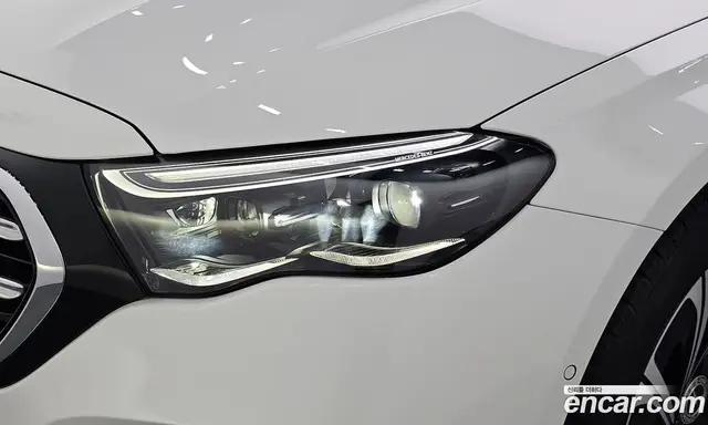 Mercedes-Benz E-Class 2024 2.0 автомат (гидро), миниатюра 8