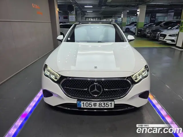 Mercedes-Benz E-Class 2025 2.0 автомат (гидро), миниатюра 3