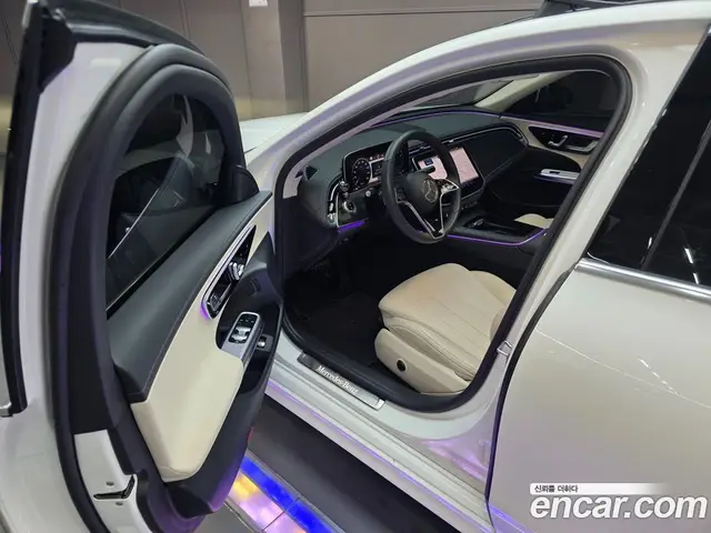 Mercedes-Benz E-Class 2025 2.0 автомат (гидро), миниатюра 10