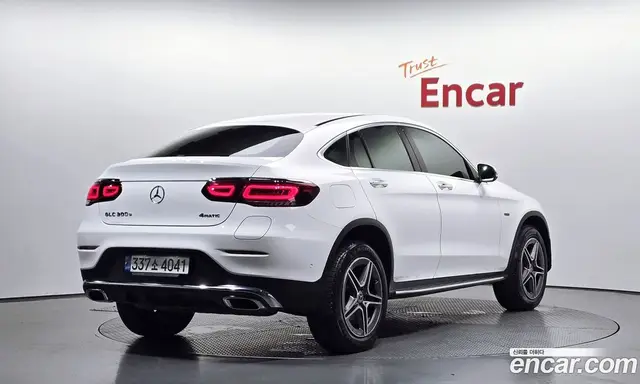 Mercedes-Benz GLC-Class 2021 2.0 автомат (гидро), миниатюра 1