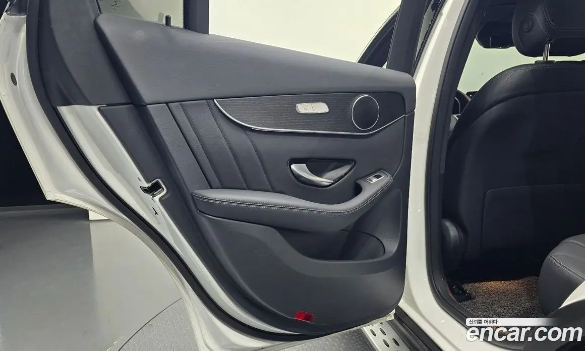 Mercedes-Benz GLC-Class 2021 2.0 автомат (гидро), фото 14