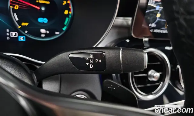 Mercedes-Benz GLC-Class 2022 2.0 автомат (гидро), миниатюра 11