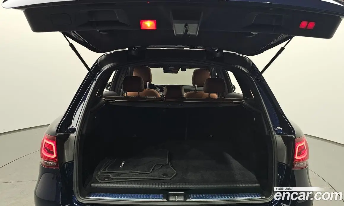 Mercedes-Benz GLC-Class 2022 2.0 автомат (гидро), фото 25