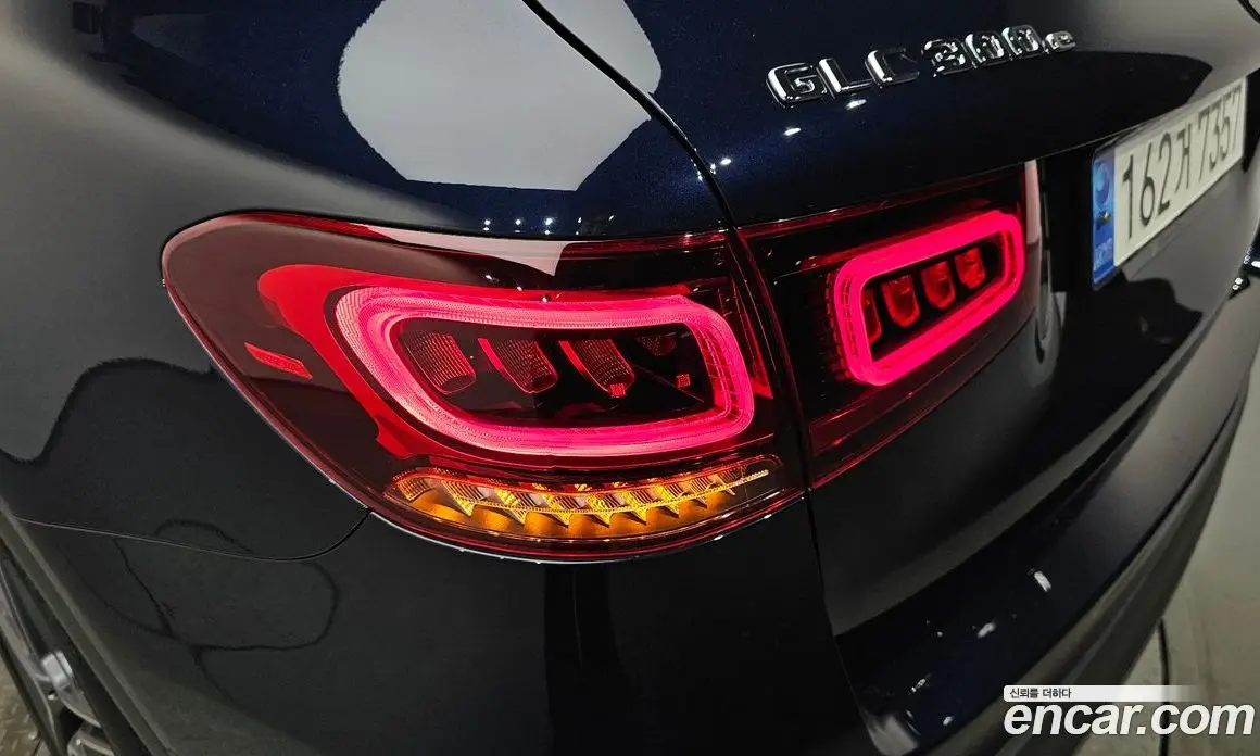 Mercedes-Benz GLC-Class 2022 2.0 автомат (гидро), фото 8