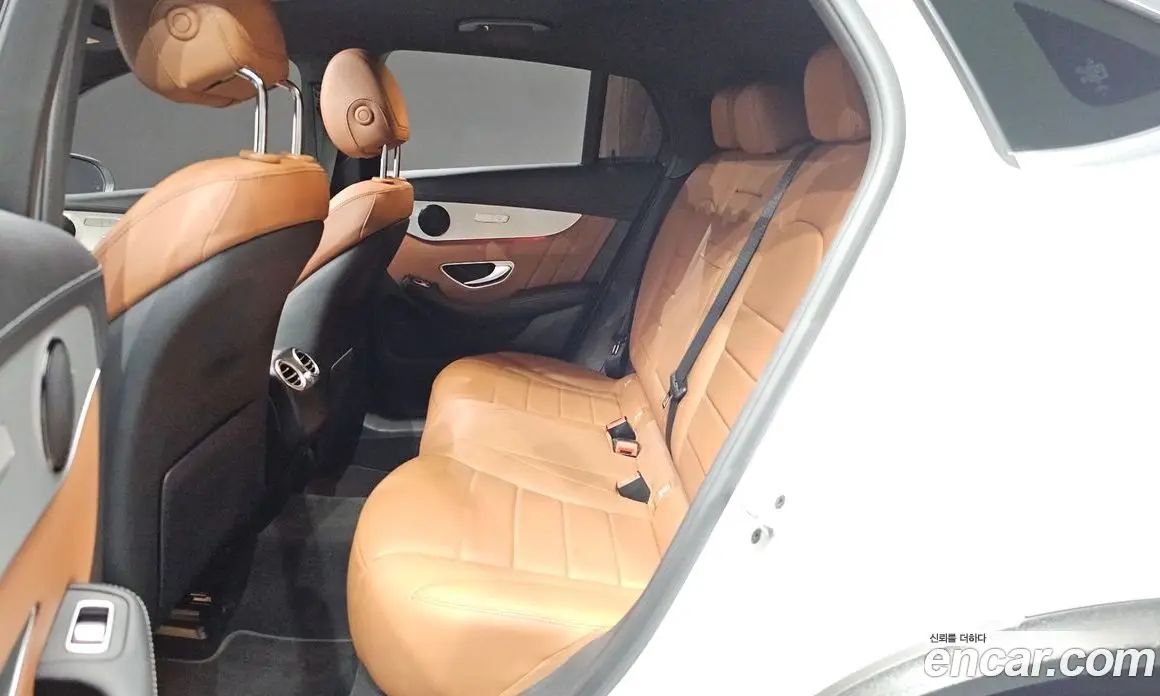 Mercedes-Benz GLC-Class 2023 1.9 автомат (гидро), фото 16