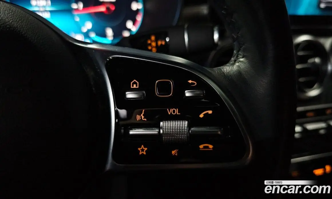 Mercedes-Benz GLC-Class 2023 1.9 автомат (гидро), фото 30
