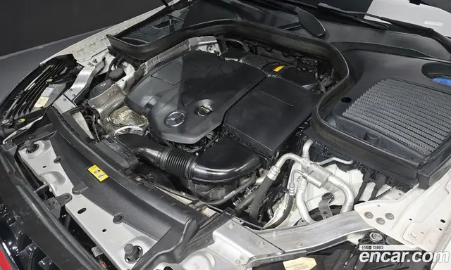 Mercedes-Benz GLC-Class 2023 1.9 автомат (гидро), миниатюра 6