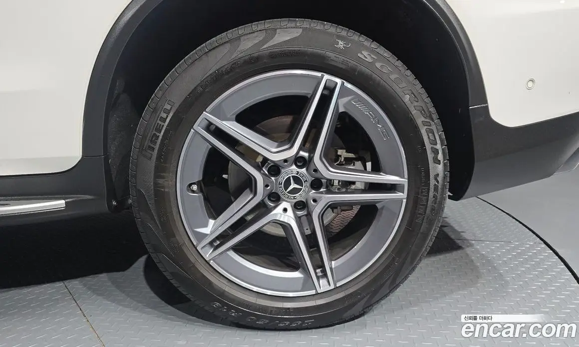 Mercedes-Benz GLC-Class 2023 1.9 автомат (гидро), фото 7