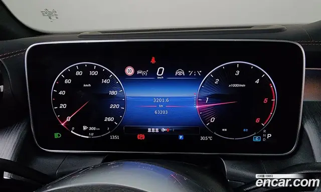 Mercedes-Benz GLC-Class 2023 2.0 автомат (гидро), миниатюра 11