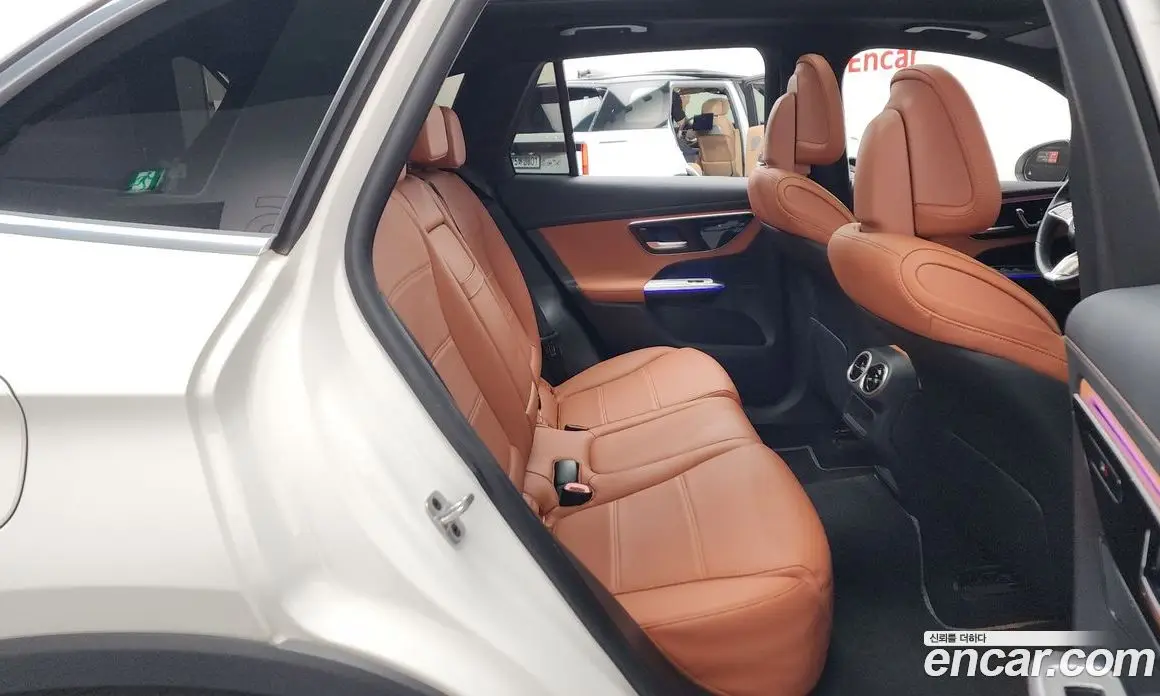 Mercedes-Benz GLC-Class 2023 2.0 автомат (гидро), фото 17