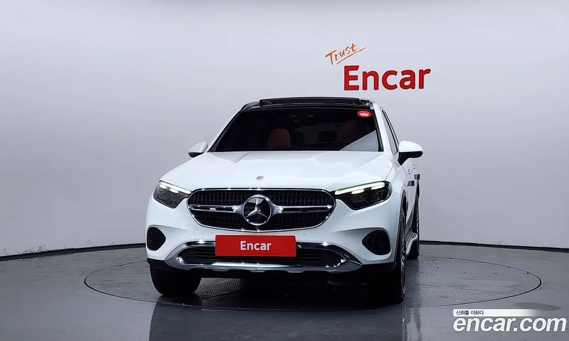 Mercedes-Benz GLC-Class 2023 2.0 автомат (гидро), фото 3