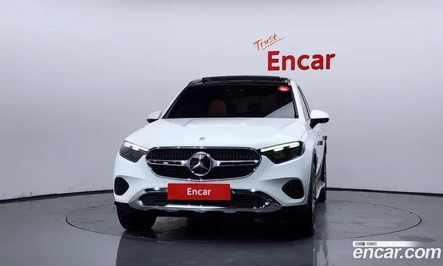Mercedes-Benz GLC-Class 2023 2.0 автомат (гидро), миниатюра 3