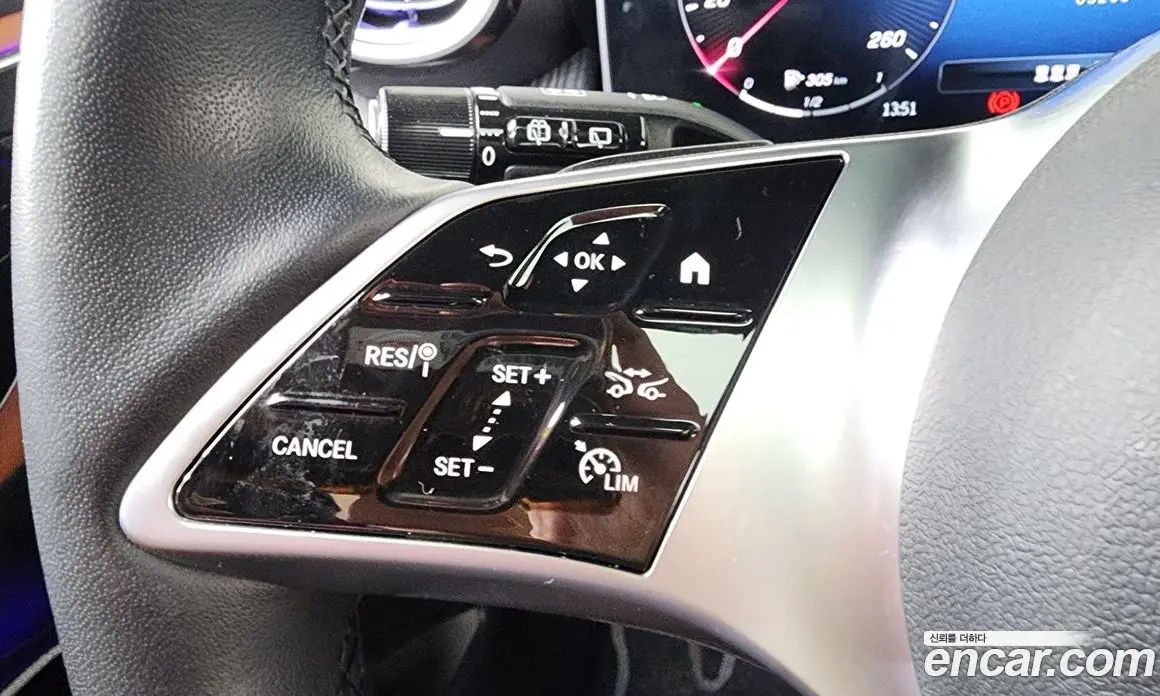 Mercedes-Benz GLC-Class 2023 2.0 автомат (гидро), фото 24