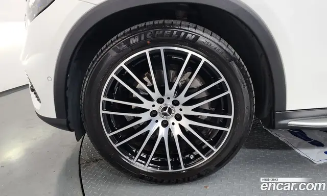 Mercedes-Benz GLC-Class 2023 2.0 автомат (гидро), миниатюра 5