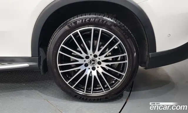 Mercedes-Benz GLC-Class 2023 2.0 автомат (гидро), миниатюра 7