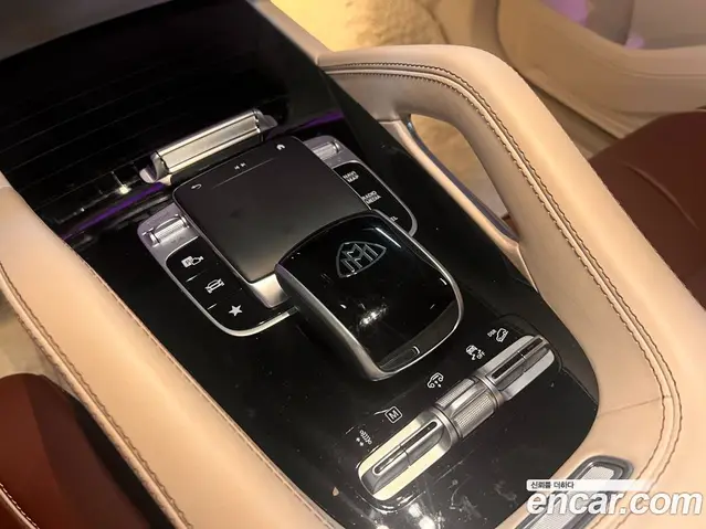 Mercedes-Benz GLS-Class 2023 4.0 автомат (гидро), миниатюра 11
