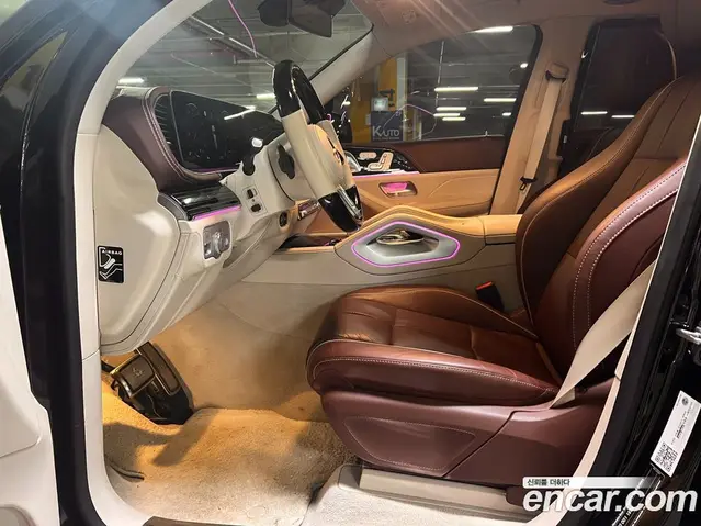 Mercedes-Benz GLS-Class 2023 4.0 автомат (гидро), миниатюра 12