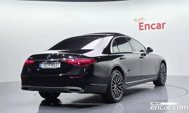 Mercedes-Benz S-Class 2022 4.0 автомат (гидро), миниатюра 2