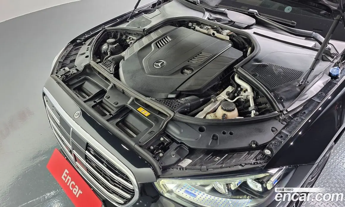 Mercedes-Benz S-Class 2022 4.0 автомат (гидро), фото 6