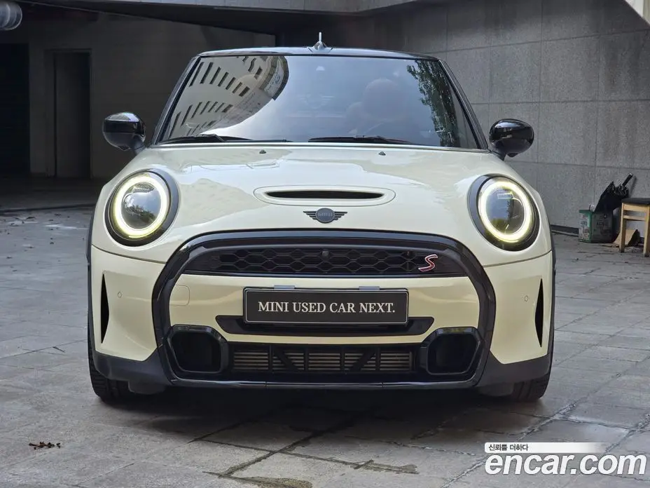 Mini Cooper Convertible 2021 2.0 автомат (гидро), фото 13