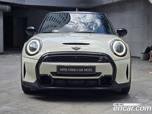 Mini Cooper Convertible 2021 2.0 автомат (гидро), миниатюра 3