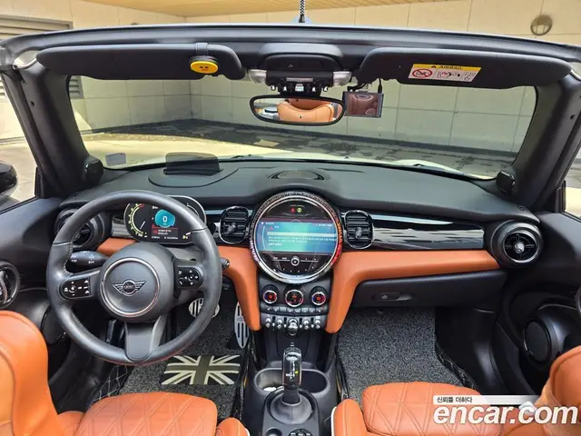 Mini Cooper Convertible 2021 2.0 автомат (гидро), миниатюра 7