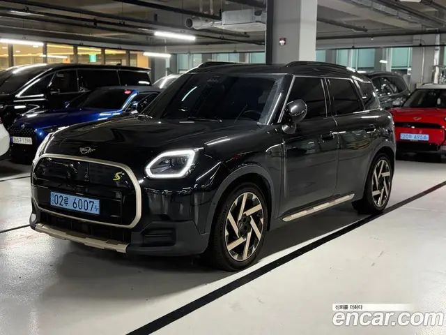 Mini Countryman, 2025, 26 000 км