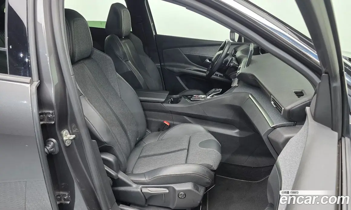 Peugeot 3008 2019 1.5 автомат (гидро), фото 11