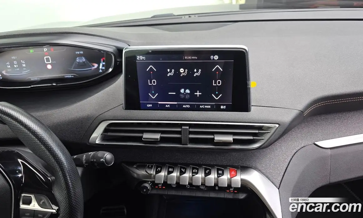 Peugeot 3008 2019 1.5 автомат (гидро), фото 14