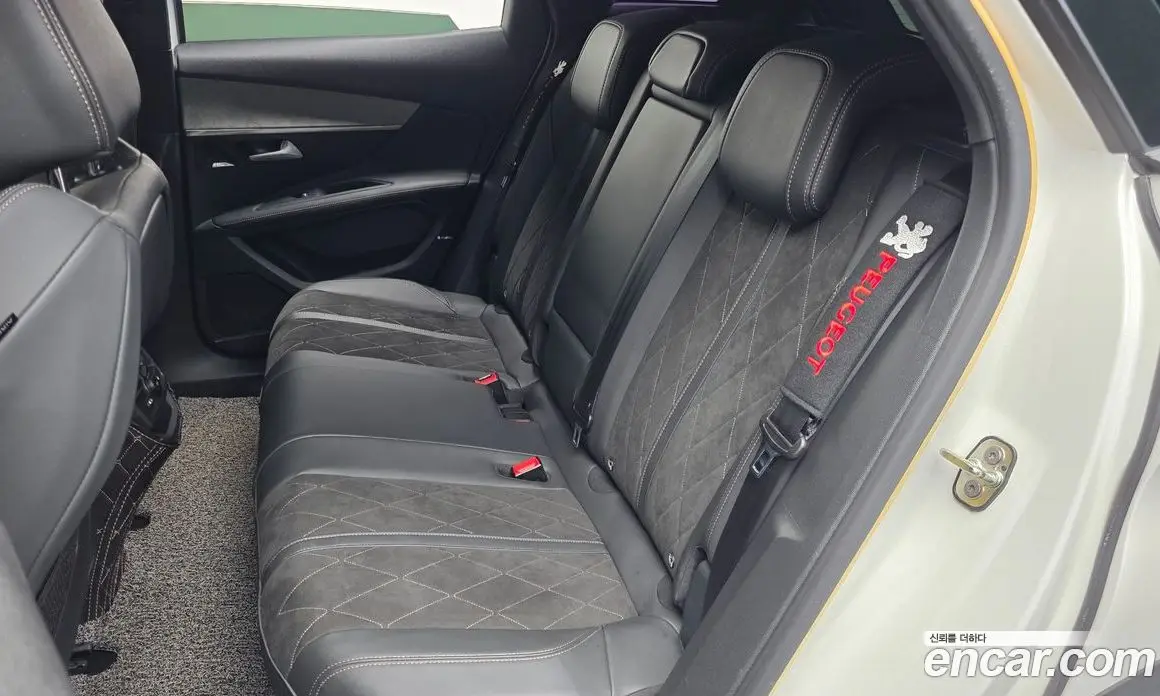 Peugeot 3008 2021 2.0 автомат (гидро), фото 16