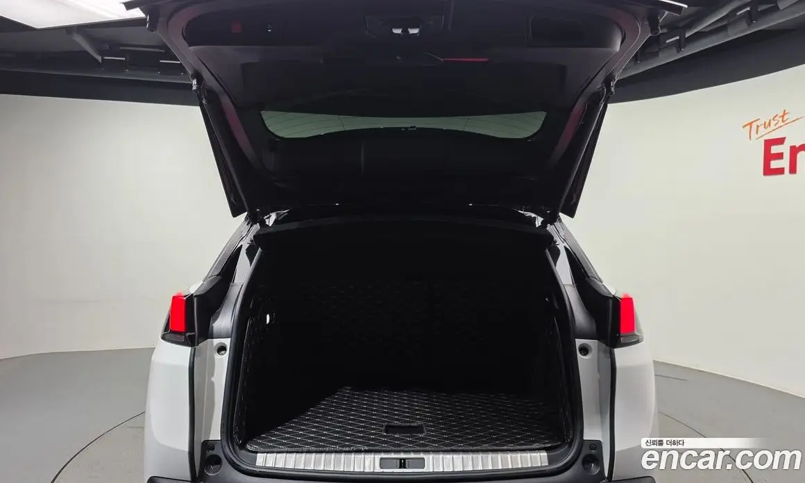 Peugeot 3008 2021 2.0 автомат (гидро), фото 26