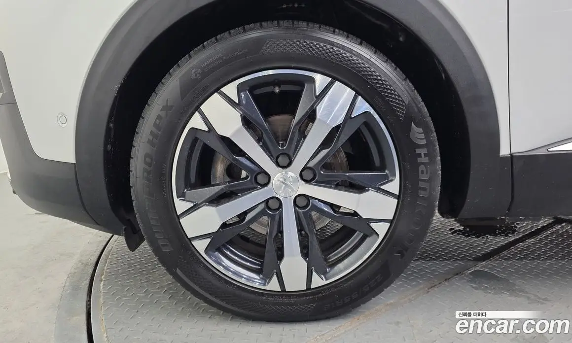 Peugeot 3008 2021 2.0 автомат (гидро), фото 5