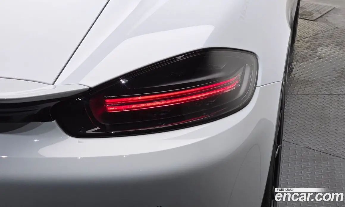 Porsche 718 2022 4.0 автомат (гидро), фото 9