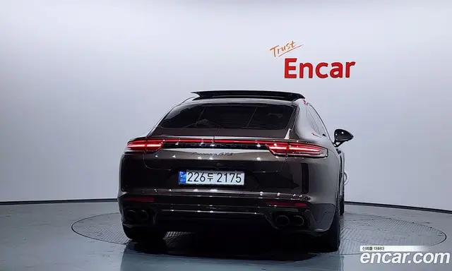 Porsche Panamera 2019 4.0 автомат (гидро), миниатюра 4