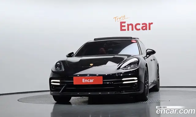 Porsche Panamera 2021 4.0 автомат (гидро), миниатюра 3
