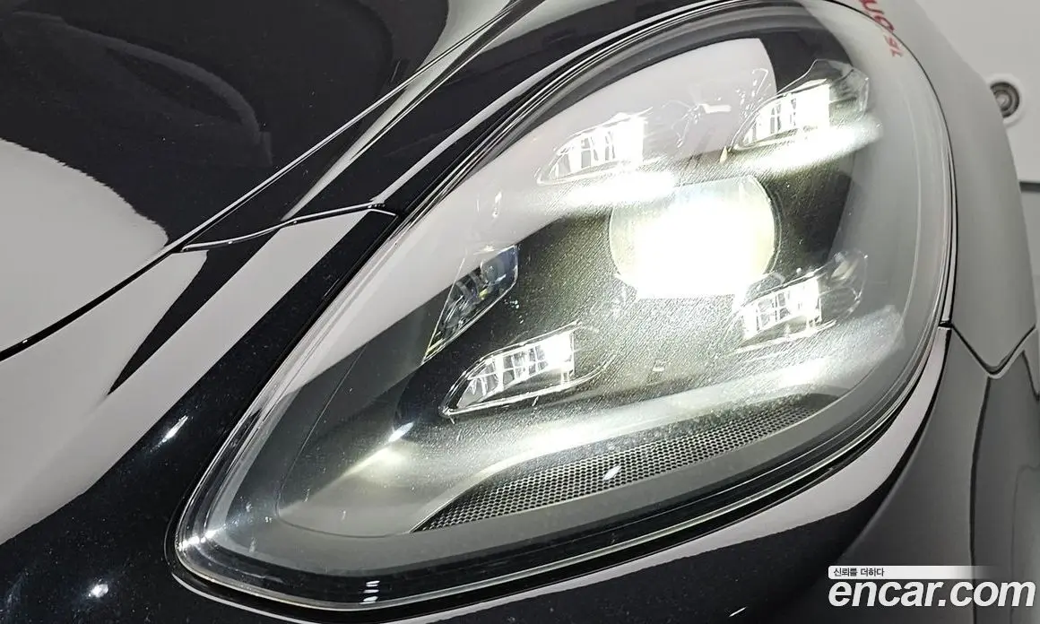Porsche Panamera 2021 4.0 автомат (гидро), фото 8