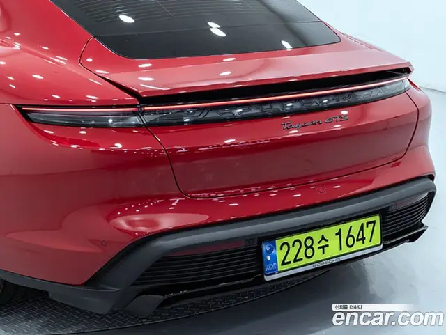 Porsche Taycan 2024 0.1 автомат (гидро), миниатюра 12