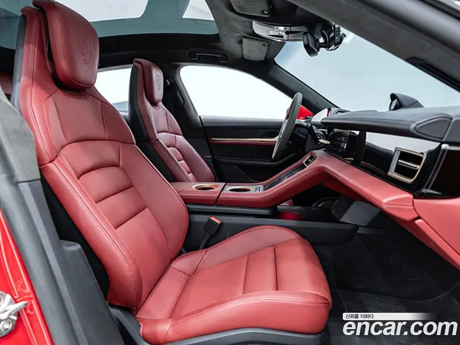 Porsche Taycan 2024 0.1 автомат (гидро), фото 14