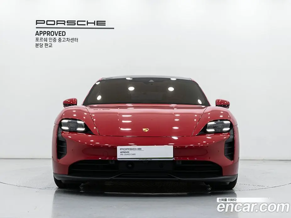 Porsche Taycan 2024 0.1 автомат (гидро), фото 3