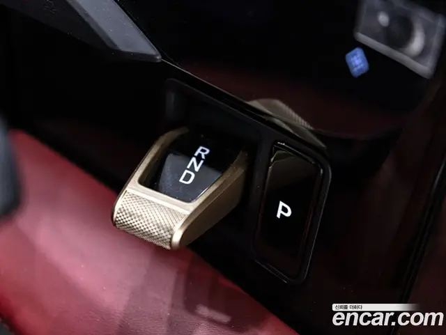 Porsche Taycan 2024 0.1 автомат (гидро), миниатюра 9