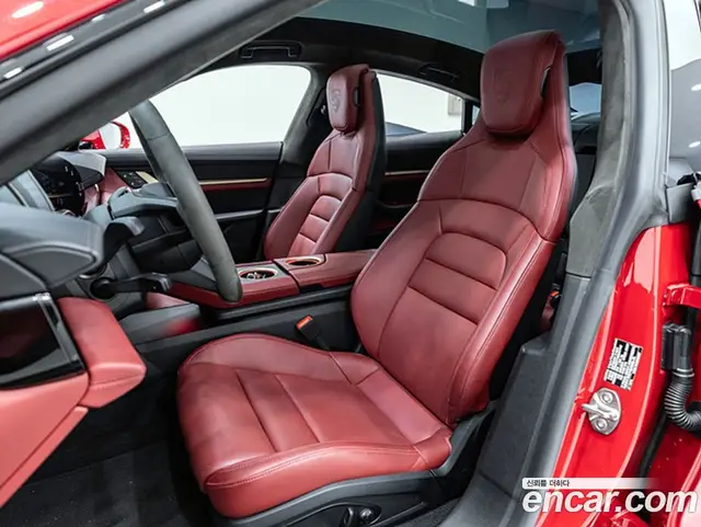 Porsche Taycan 2024 0.1 автомат (гидро), миниатюра 10