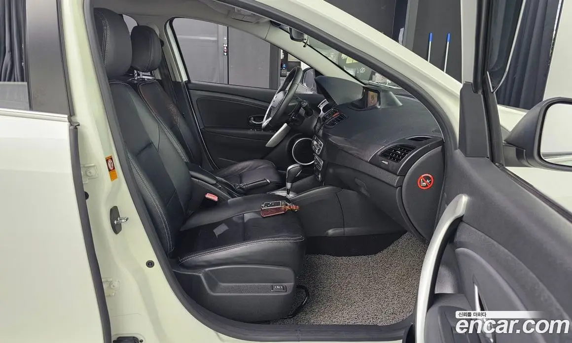 Renault (Samsung) SM3 2010 1.6 автомат (гидро), фото 12