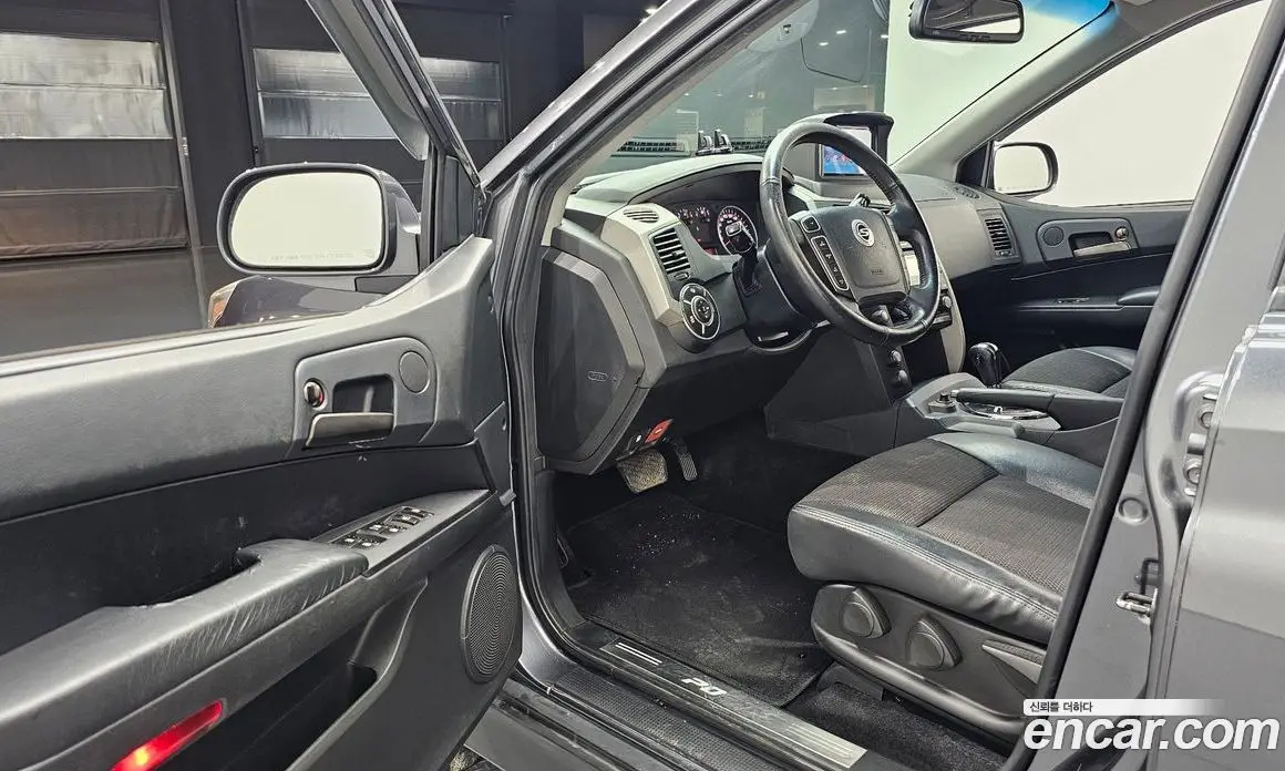 SsangYong Korando 2013 2.0 автомат (гидро), фото 13