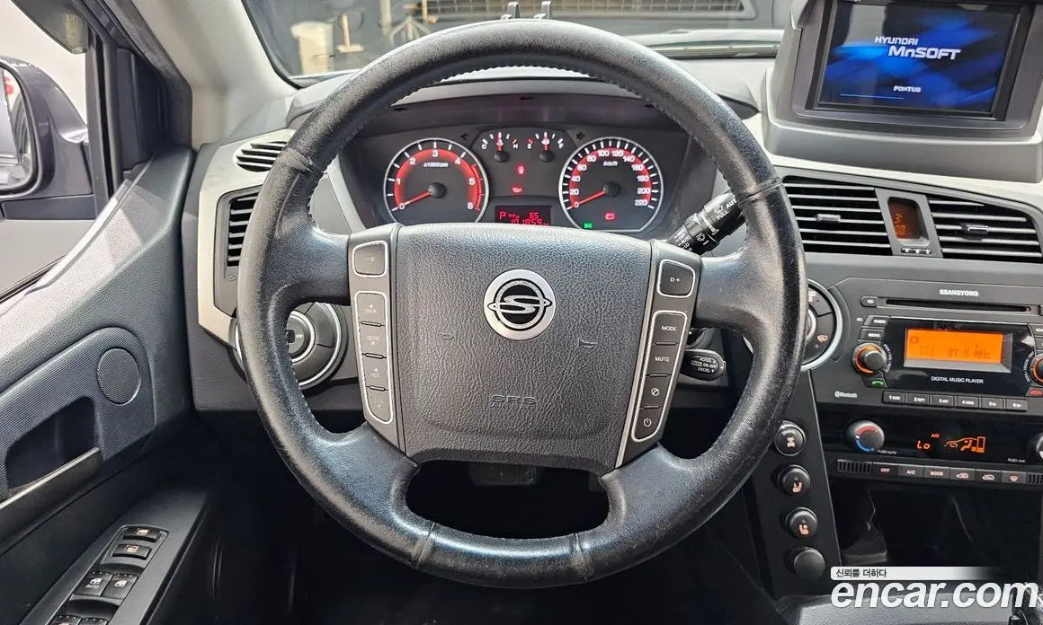 SsangYong Korando 2013 2.0 автомат (гидро), фото 19