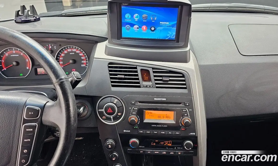 SsangYong Korando 2013 2.0 автомат (гидро), фото 20